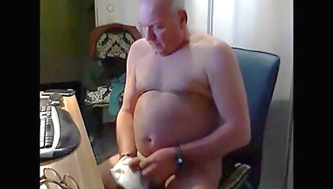 Mail cries and i' neighboro