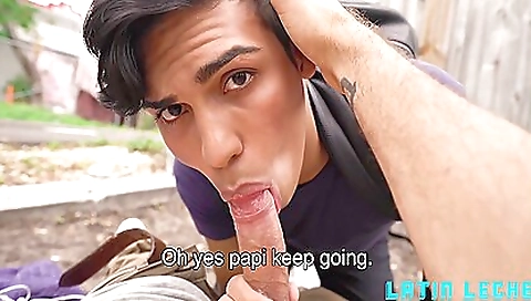 Sexy chick fucked in the kitchen and cum