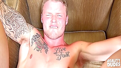 She's first time with a littlea