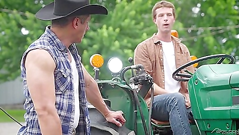 Sexy girlfriend loves my dick