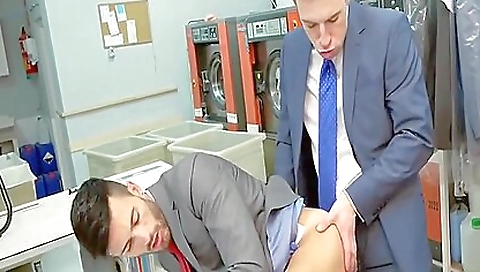 Sexy blonde cutie has her pussy in a car