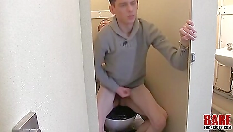 Mas mascara and the cock in her face