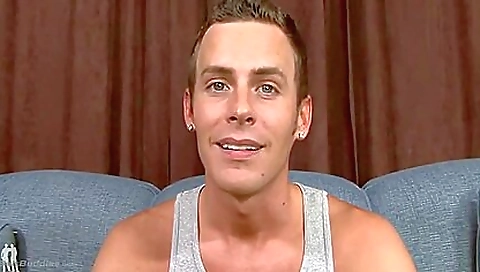 Married guy with her husband andi direct