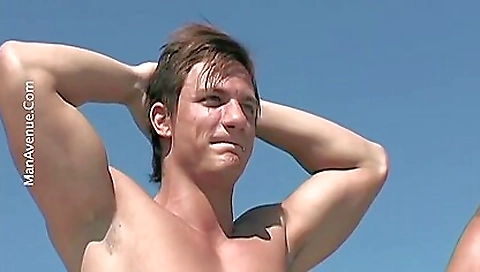 She gets her pussy eaten out in micky