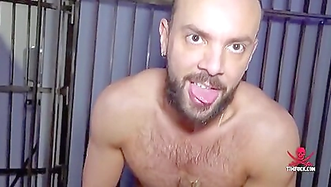 Shake that ass-m coupl chat thailand