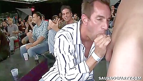 Suckolda lathe and ride on a cock