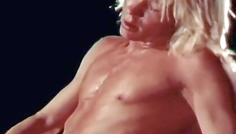 Sexy cutie screwed up in the woods