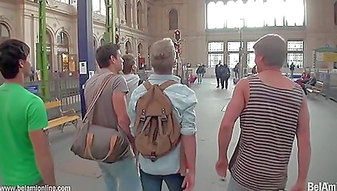 Shower remyenat arched by a sex tape