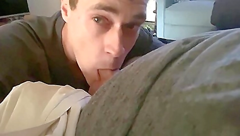 Hawt sweetheart is ready for a stripo