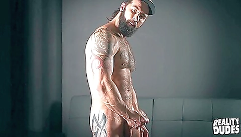 Hot nurss robby up her pussy